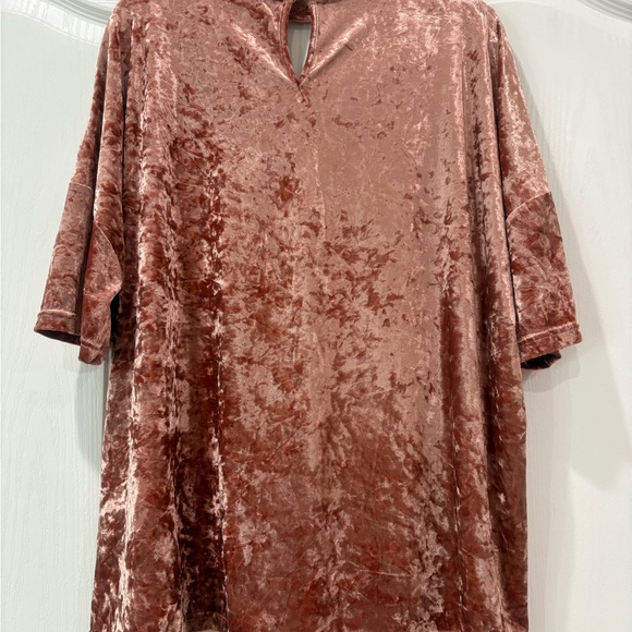Listicle Women’s Velvet Shirt in Warm Brown - Picture 2 of 4